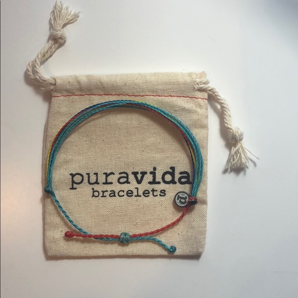Pura Vida Jewelry - A Pura Vida bracelet